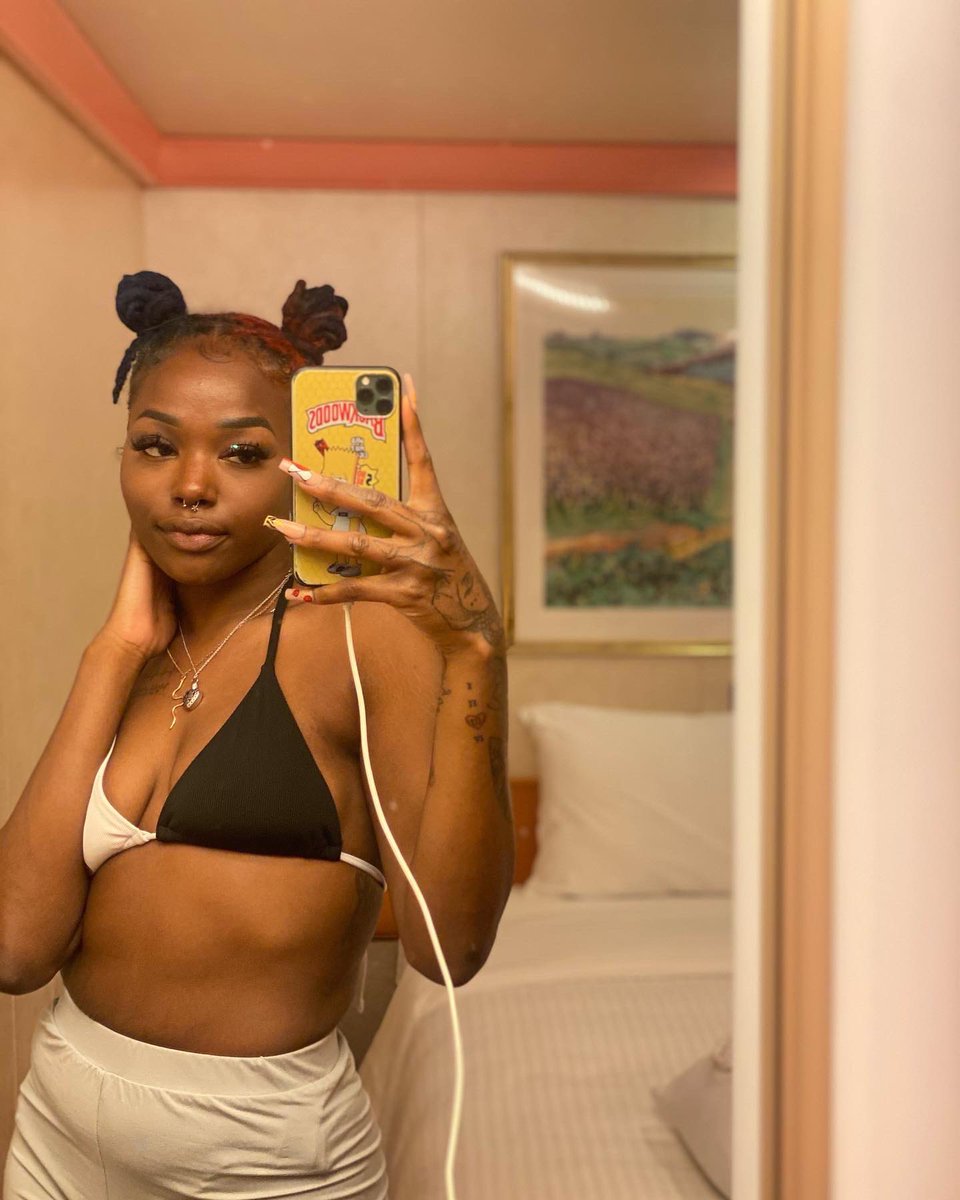 _leiraaa1's tweet photo. https://t.co/H4FKDSBbbw