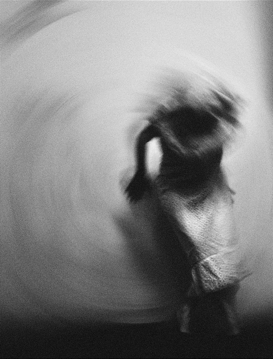 <a href="/dezentral1/">Dezentral</a> <a href="/shahparism/">SHAHPAR ⧫ꜩ</a> A woman who doesn't exist