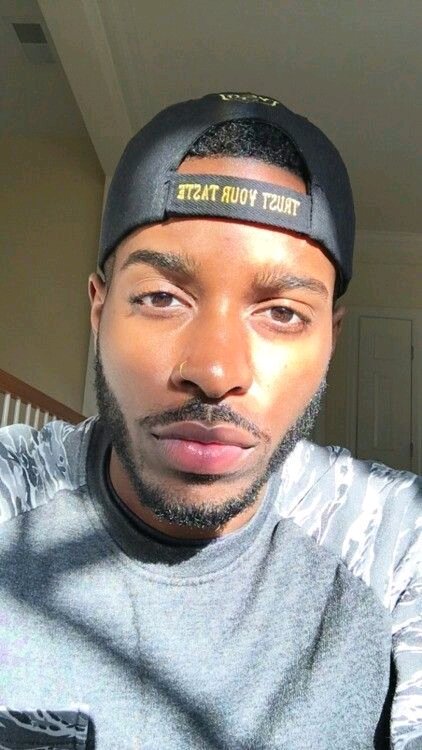 Teddybartooo's tweet photo. Ah!! Mama c'est le casting ?? Voilà ma tête https://t.co/Pv0eBwjZPM