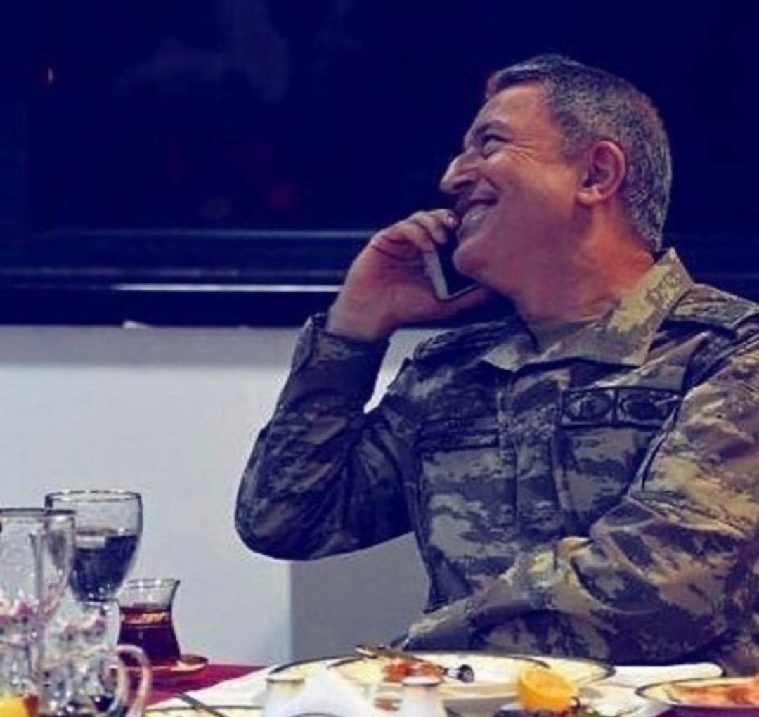 Yorgunkurt1960's tweet photo. BUGÜN GÜNLERDEN EFSANE KOMUTAN.
HULUSİ AKAR..

VAROL HULUSİ BABA.
ALLAHINA KURBAN..
ADAMSIN..
 #BirGeceAnsızın https://t.co/3c79duPzCE