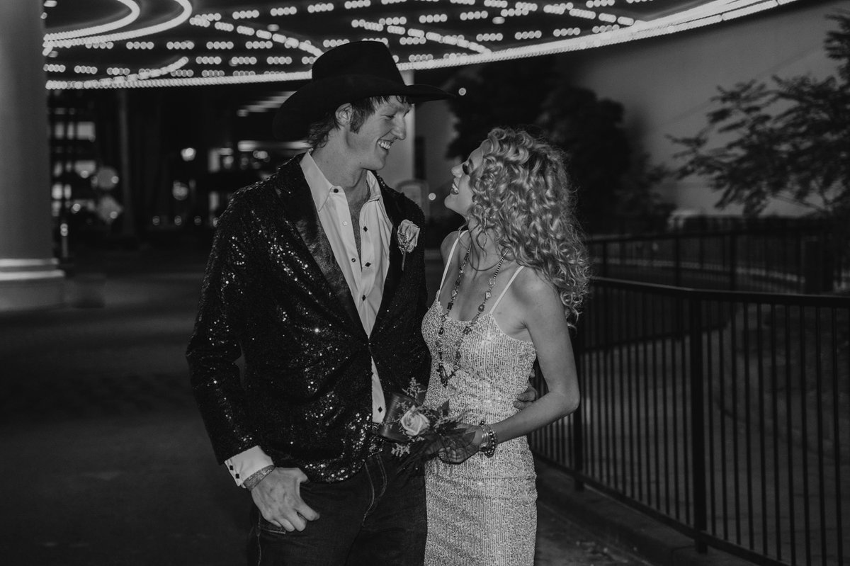 LoganPerryman's tweet photo. I’m gonna give you guys the black and white photos you didn’t think you needed! I am in love and I get to keep looking at these moments forever! 

@sierra_studer YOU WENT ABOVE AND BEYOND AND YOU ARE TRULY AN AMAZING PHOTOGRAPHER!!!!! 
I can’t say it loud enough. ❤️❤️ https://t.co/quYSldGn8r