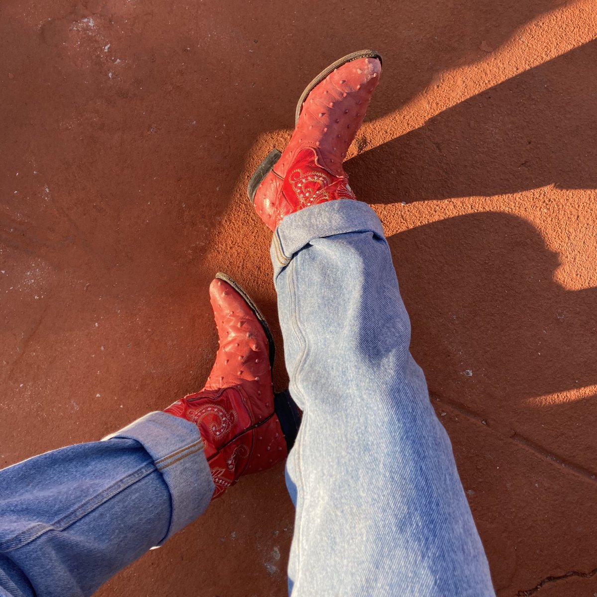 i am funny and cool and i can do anything i set my mind to and i can do it on my own