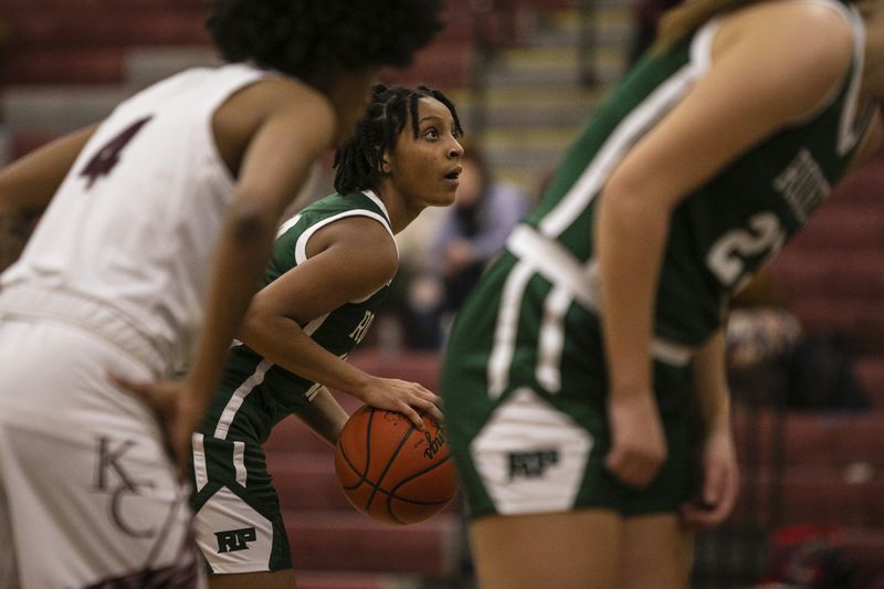 Patrick_Nothaft's tweet photo. Kalamazoo Central weathered a pair of Reeths-Puffer runs to pull off a 69-65 win in a girls hoops showdown.
Story: https://t.co/eAjTGEAgFs
Photos: https://t.co/MlbhiDO8Qz
@KCentral_Sports @KCLadyGiants @BrownKynnedy @TaylaBear2024 @WalkerAlaila @rprockets @HekkemaSophia https://t.co/1MCaJYuAHs