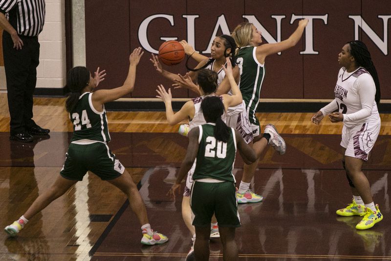 Kalamazoo Central weathered a pair of Reeths-Puffer runs to pull off a 69-65 win in a girls hoops showdown.
Story: mlive.com/highschoolspor…
Photos: mlive.com/galleries/BKQO…
<a href="/KCentral_Sports/">Maroongiants</a> <a href="/KCLadyGiants/">KC Girls Basketball</a> <a href="/BrownKynnedy/">kynn</a> <a href="/TaylaBear2024/">Tayla Dillard</a> <a href="/WalkerAlaila/">Alaila Walker</a> <a href="/rprockets/">RPAthletics</a> <a href="/HekkemaSophia/">Sophia Hekkema</a>