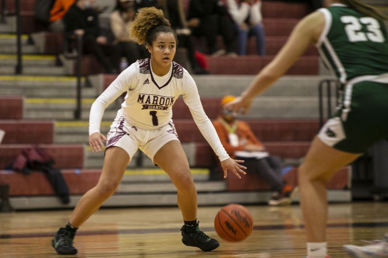 Patrick_Nothaft's tweet photo. Kalamazoo Central weathered a pair of Reeths-Puffer runs to pull off a 69-65 win in a girls hoops showdown.
Story: https://t.co/eAjTGEAgFs
Photos: https://t.co/MlbhiDO8Qz
@KCentral_Sports @KCLadyGiants @BrownKynnedy @TaylaBear2024 @WalkerAlaila @rprockets @HekkemaSophia https://t.co/1MCaJYuAHs