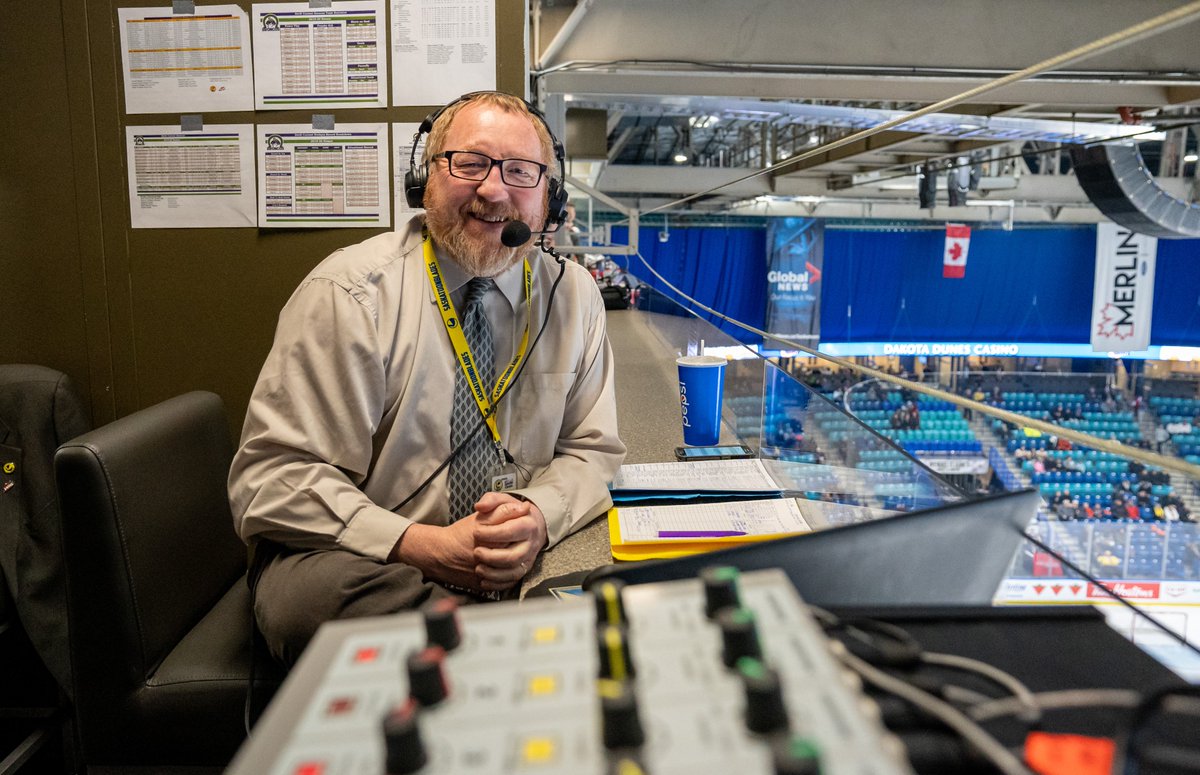 BladesHockey's tweet photo. Mr. 2000. Have a night, Les Lazaruk.

GAME PREVIEW | https://t.co/xqSlszrAoE https://t.co/ZDu9waBdVx