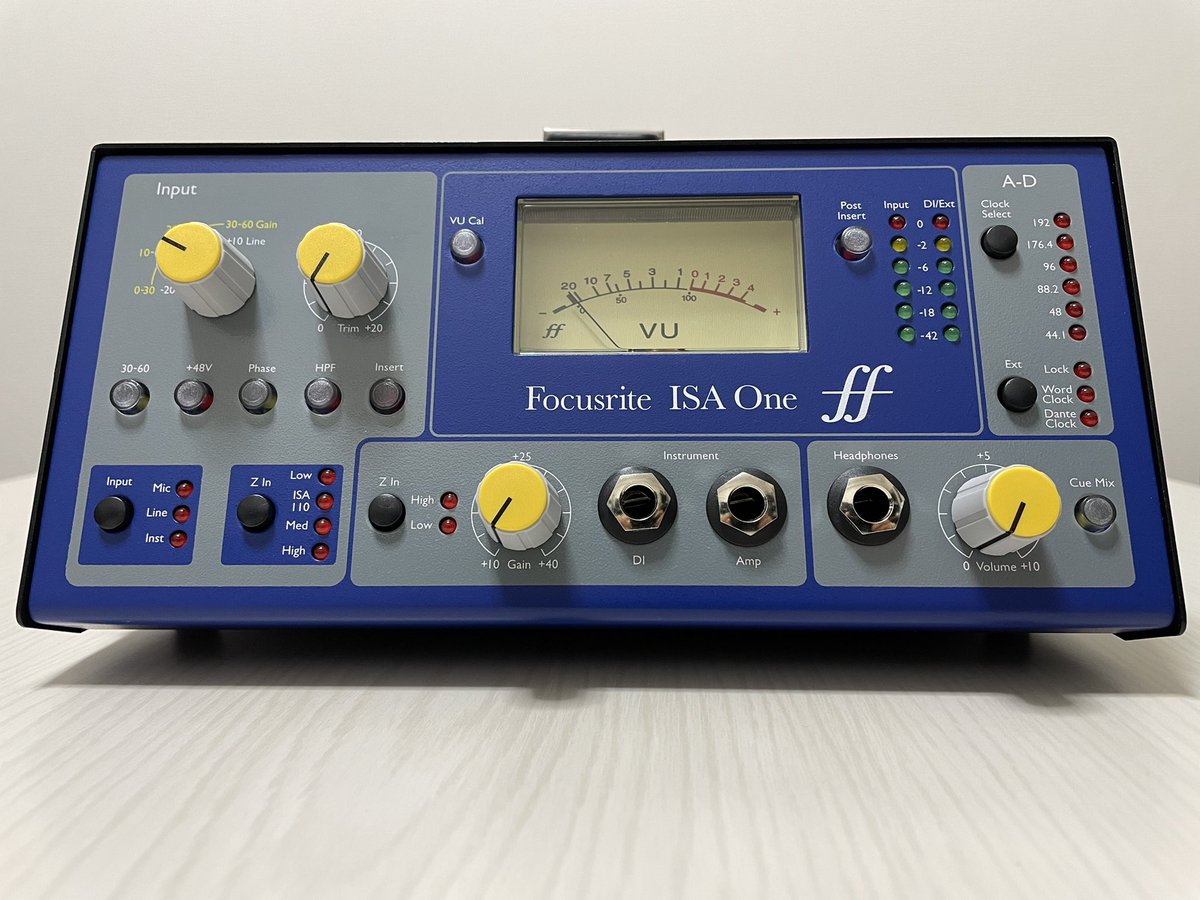 ryon_423's tweet photo. マイクプリアンプ購入しましたー!
大定番のISA Oneどんだけいい音で録音できるのかワクワクが止まらないーー!!!
アコギと歌にも相性がいいので弾き語りする人にはぴったりです!!!
#isaone #マイクプリアンプ #弾き語り #機材 https://t.co/gGu98NvNu4