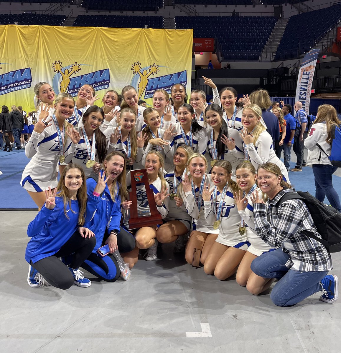 bt_athletics's tweet photo. STATE CHAMPS 🏆

#GoBears🐻 https://t.co/XSn9mKnuwz