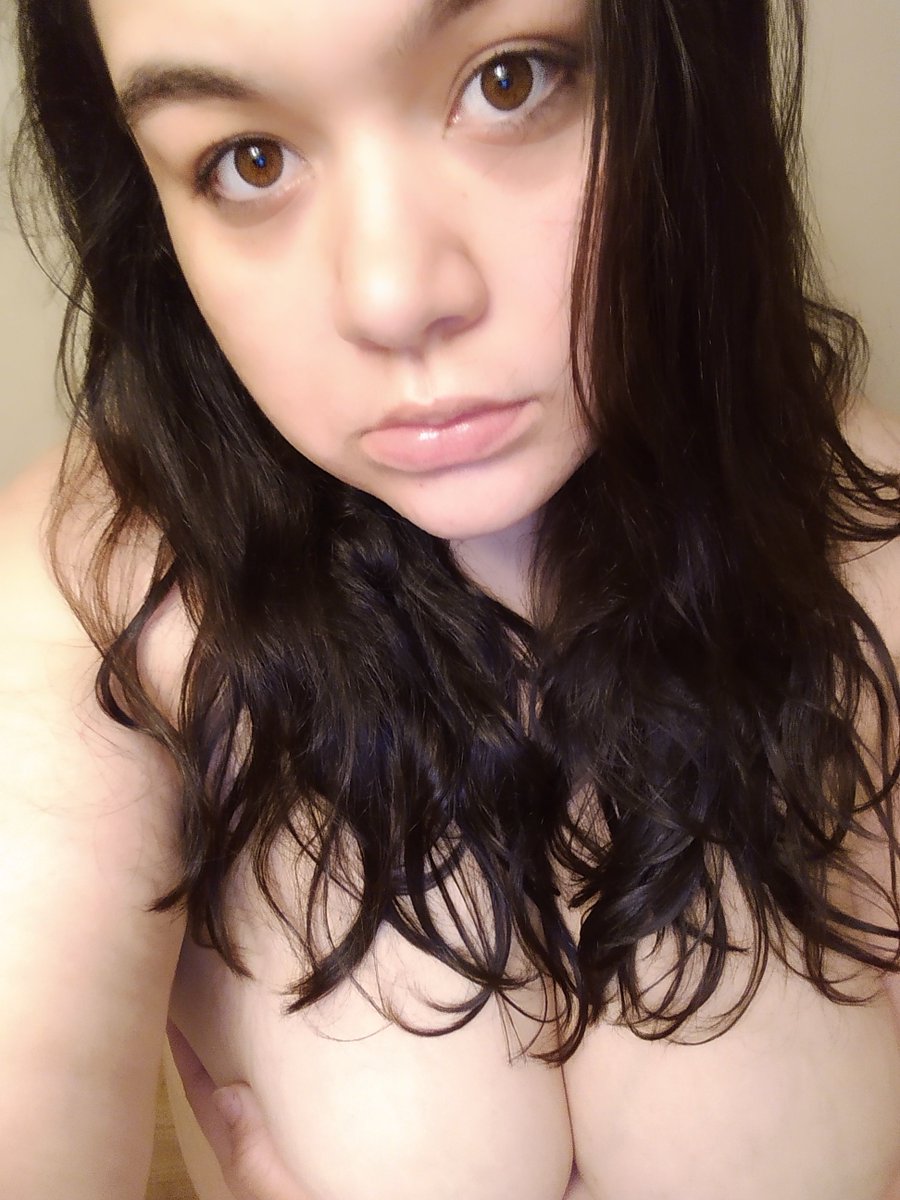 JessicaEvans63's tweet photo. Come support me and my content on #onlyfans #onlyfansuncensored #onlyfans_leaked https://t.co/MFACdfv1Ud https://t.co/G5NNWXyrBl