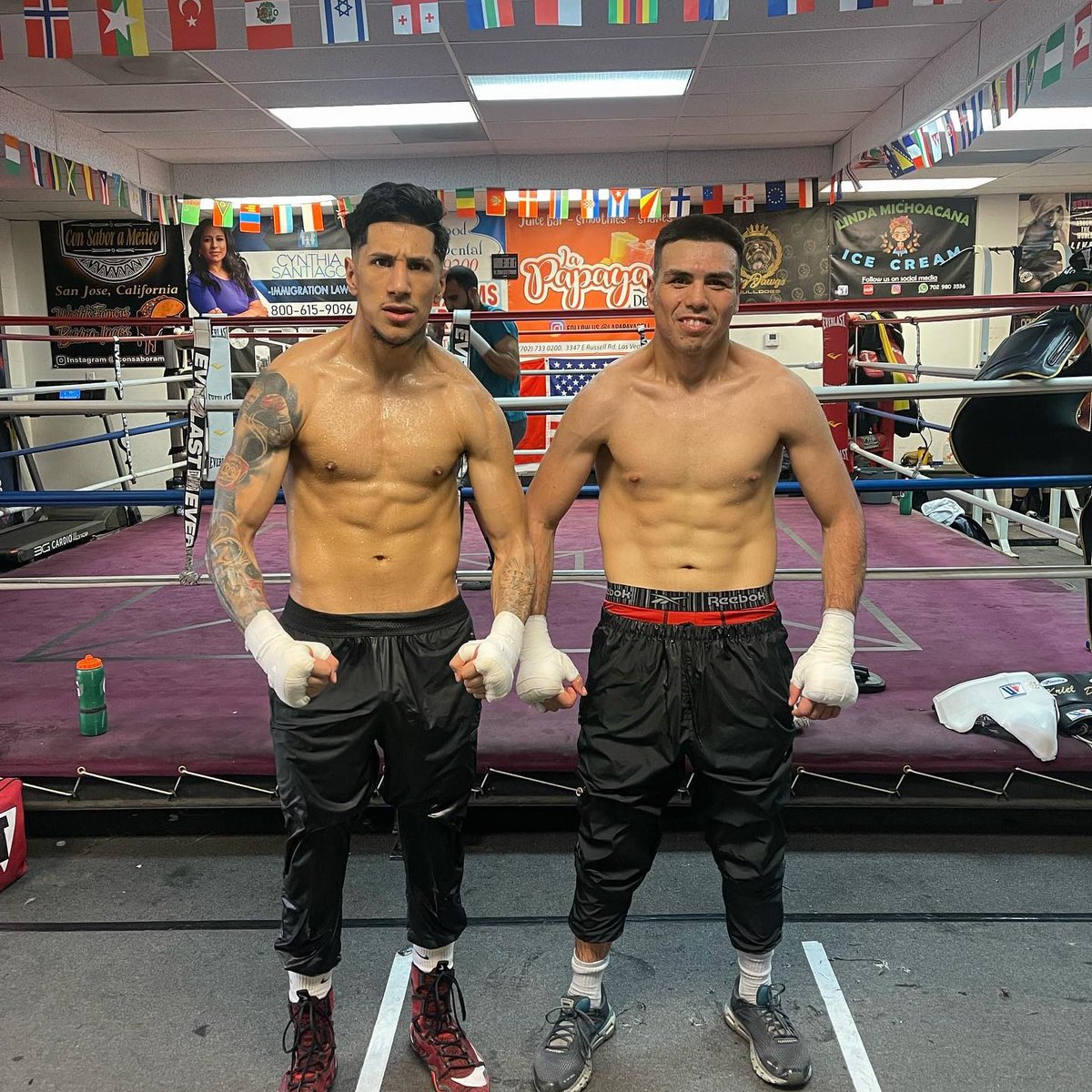 Nos declaramos listos para este sabado 5 de febrero desde el mandaly bay en las vegas Nevada mi amigo feroz vargaz jr y yo ,no se la pueden perder estaremos en la funcion de Turman vs barrios no falten #24k