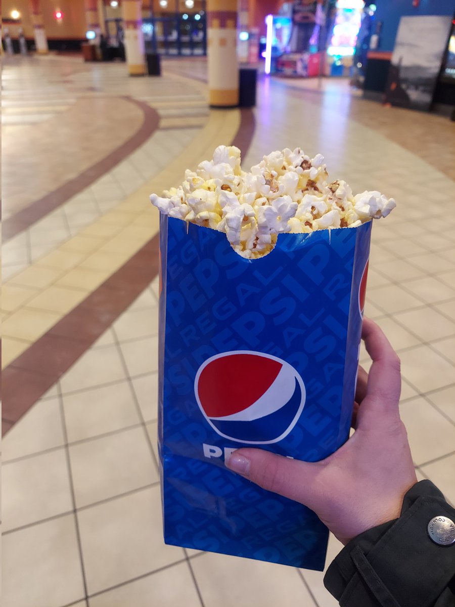 DanidaSomm's tweet photo. Seeing @SpiderManMovie don't worry i brought tissues!! 

Gosh, I missed theater popcorn so much. 

#imnotcrying #yourecrying #SpiderManNoWayHome #SpiderVerse #Marvel #movies #best #Popcorn https://t.co/1otBsomBdh