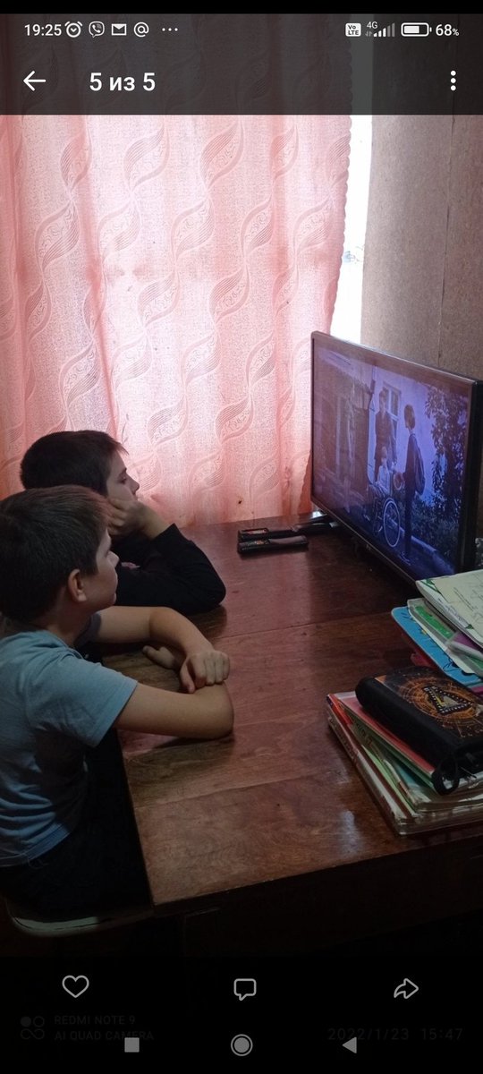 Ученики начальной школы #СОШОЦ_Тимашево приняли участие в марафоне "Киноуроки для школьников России". Ребята и их родители просмотрели  фильмы  на тему милосердия. Такие фильмы проникают в душу ребёнка, учат милосердию и доброте. <a href="/sub_elena/">ГБОУ СОШ «ОЦ» с. Тимашево</a>