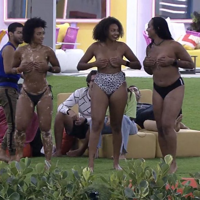 Tem horas que &eacute; melhor reagir sem cropped mesmo 🥰 #BBB22 https://t.co/Ml4v0Fbepl<a href="/tag/bbb22"class="tags"><span>#bbb22</span></a>
