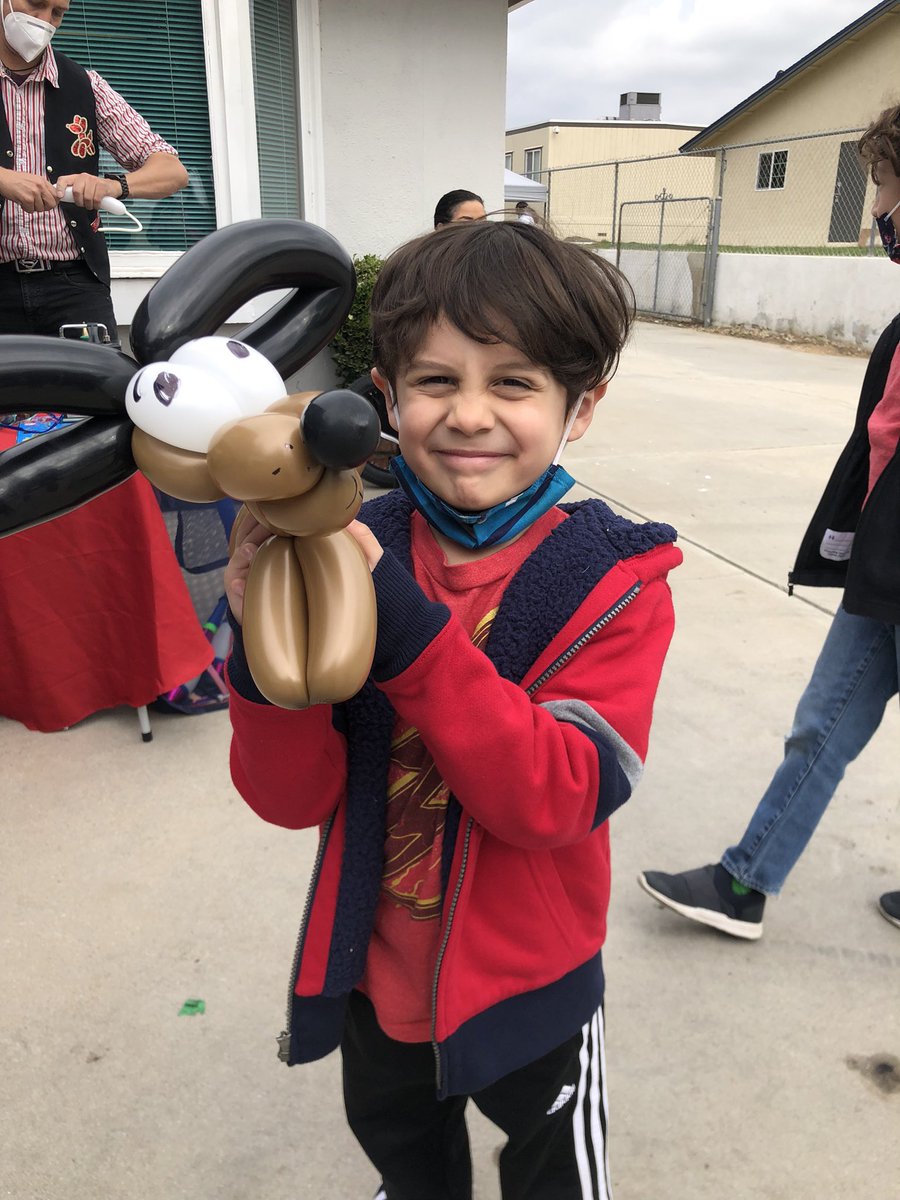 Thank you <a href="/MorenoValleyUSD/">Moreno Valley USD</a>!! Today my boys received their 2nd shot at the vaccine clinic and loved the balloon animals!!! #vaccinated