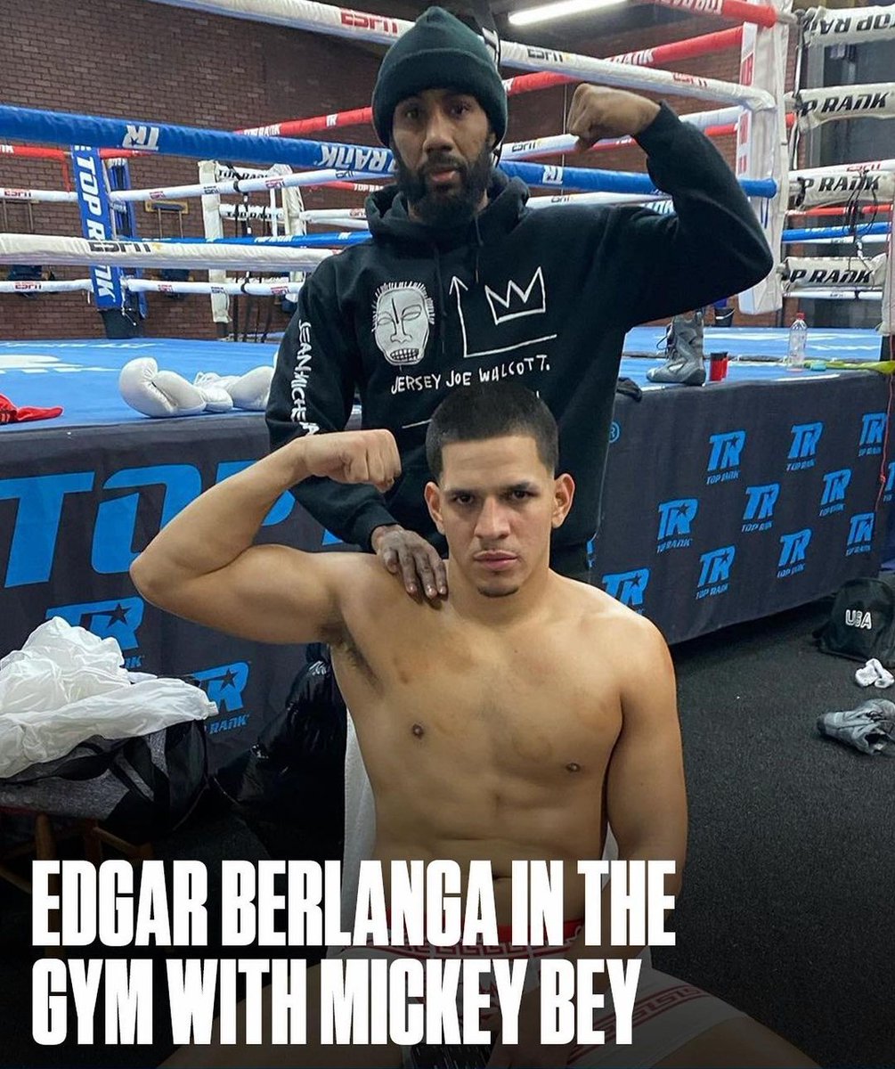 BoxingVitals's tweet photo. #EdgarBerlangaJr working out with #MickeyBey in preparation for his March 19th showdown with #SteveRolls #boxing #boxeo #BerlangaRolls https://t.co/BRjzEXuDUE