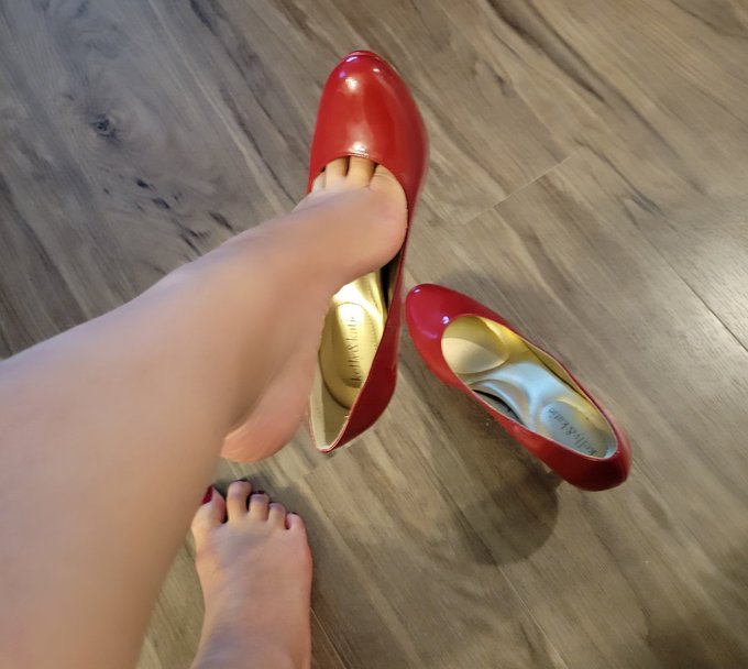 Mrs Hali Fire’s pics and videos