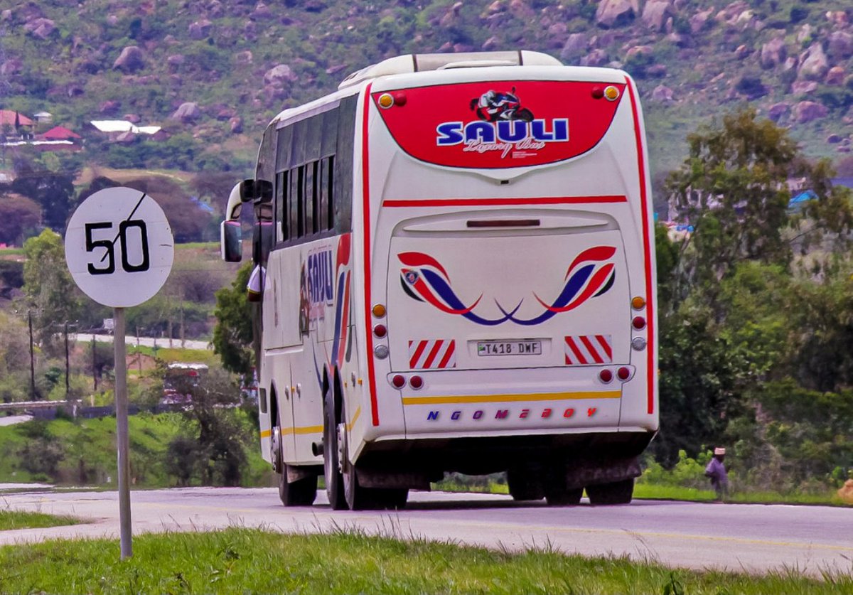 Sauli_LuxuryBus's tweet photo. Siluhisho pekee la safari zako za Dar ↔️ Mbeya ↔️ Tunduma kila siku.. https://t.co/Aa2DYP3erR
