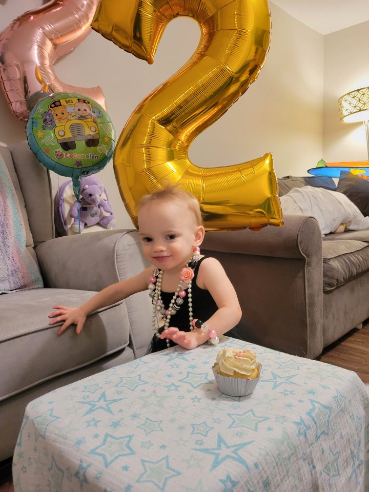 el SΞαηØ tweet media