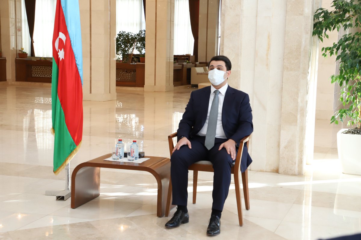NeftcalaRayonIH's tweet photo. Neftçala Rayon İcra Hakimiyyətinin başçısı gənclərlə görüşüb.

Neftçala Rayon İcra Hakimiyyətinin başçısı Gənclər günü ilə əlaqədar neftçalalı gənclərlə geniş görüş keçirib.

#Neftchala #Azerbaijan🇦🇿 https://t.co/x9o8N5H5q0