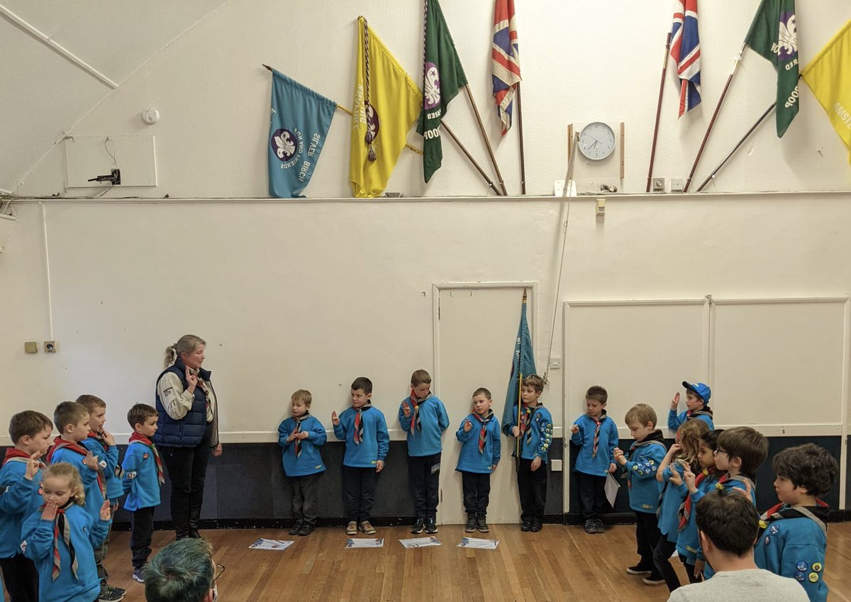 1st Knaphill Scout G tweet media