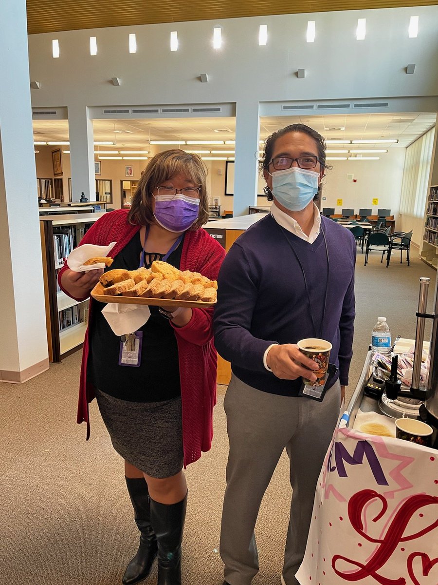 erfinleysd's tweet photo. ELM admin surprised our staff with Coffee and homemade baked goods. Introducing our ELM Love Cart showering love to our dedicated staff! It's a simple message with deep impact. A great way to start February. #elmprincipal #elmtritons https://t.co/uKkFtMjvNE
