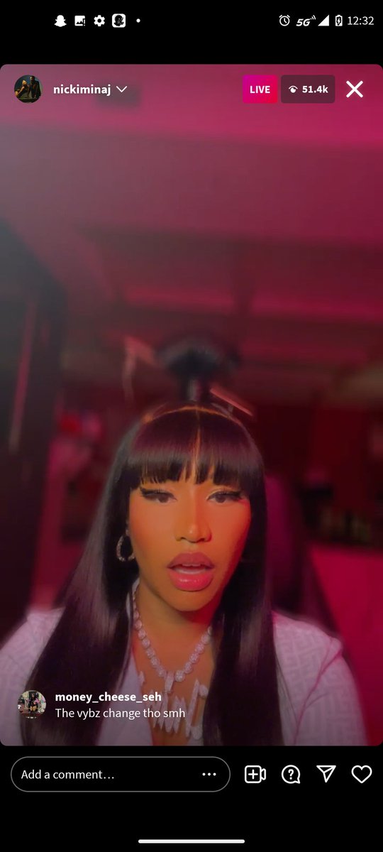 Chapter272's tweet image. @NICKIMINAJ  ❤️ I luv you