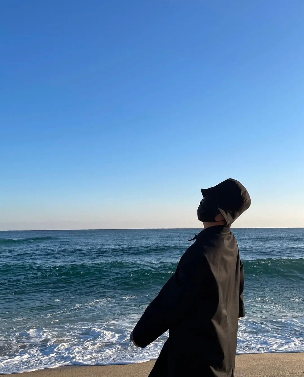 JAEHO_GLOBAL's tweet photo. [JAEHO IG UPDATE]

찬바람이 함께라서 좋았던
It was nice to be with the cold wind

#choijaeho #최재호 https://t.co/Shimi2SZZg