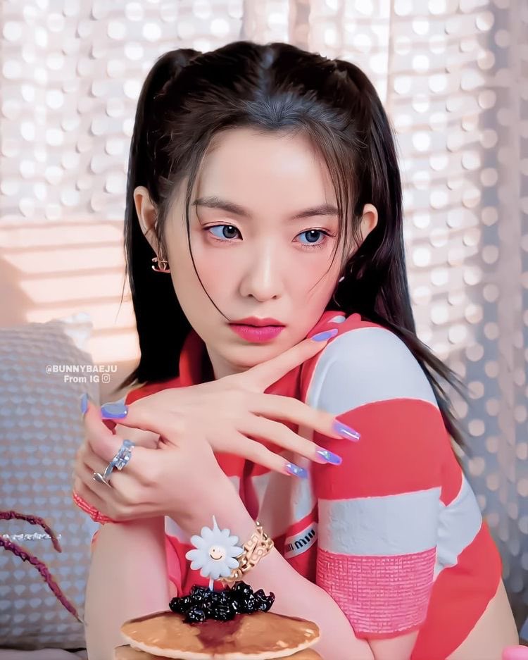 ㅤ

         I don’t do mistakes. I date them.

                          ㅤ