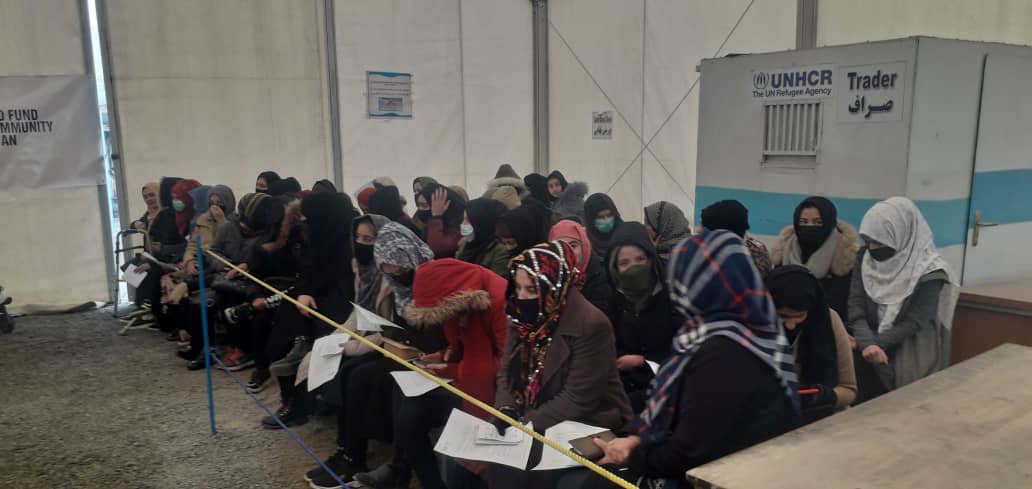 OLYMPICAFG's tweet photo. Distribution of Humanitarian Aid for Afghan Olympic Community started today.
Thank you @Olympics 
Thank you HE Dr.Thomas Bach President of IOC .
@iocmedia 
@AsianGamesOCA 
@YPopalzay https://t.co/3FViMabMTY