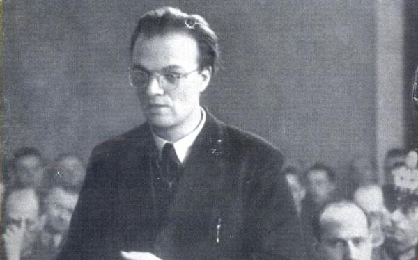 ThinkingFaith's tweet photo. 77 years ago today, a German Jesuit priest was executed as a traitor in Berlin for his continued and outspoken resistance to the Nazi regime. https://t.co/eKJuPy7bJl https://t.co/tN7P06xNhw