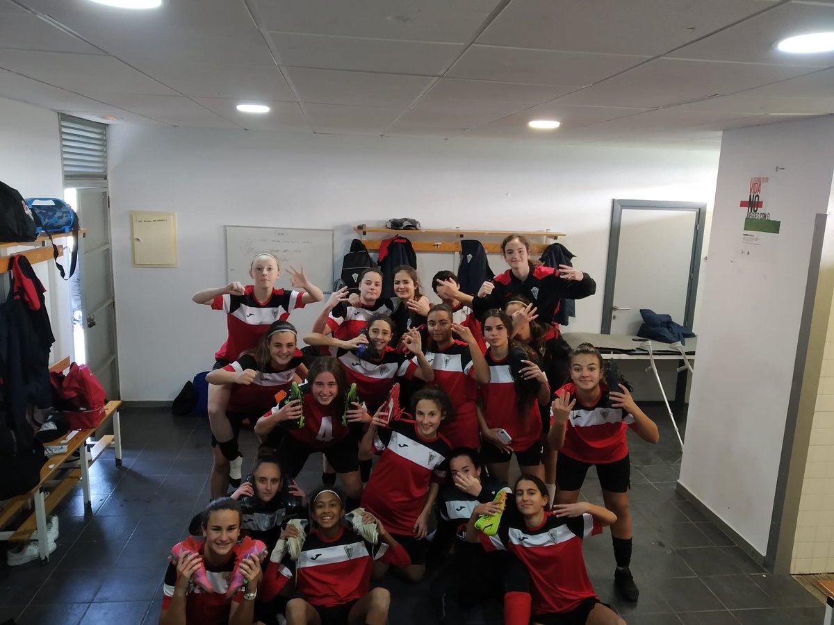 PabloPicasso_CF's tweet photo. ⚽ PARTIDO

🔢 CÁDIZ C.F. 2️⃣ - 3️⃣ A.D. PABLO PICASSO
Sofia ⚽⚽
Gabi ⚽

🔴 #hemosvueltoymasfuertes ⚫ https://t.co/PrdsXK5NFl