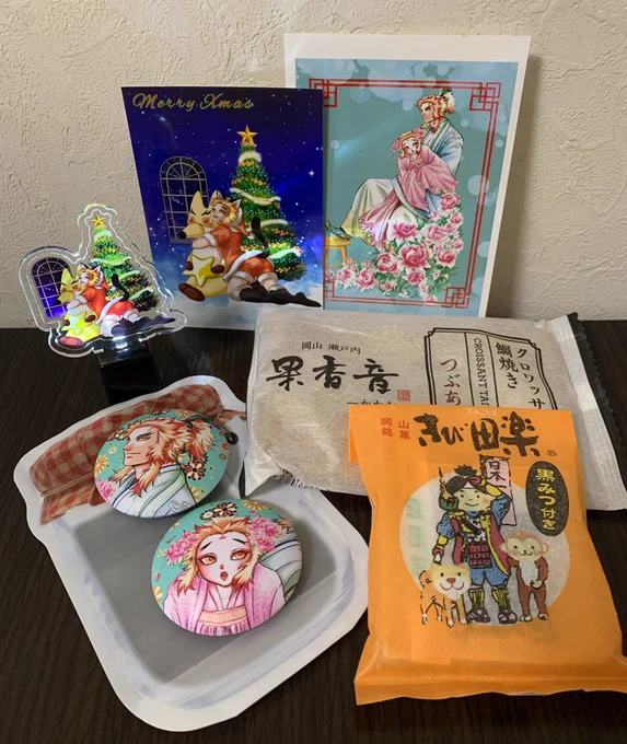 WARNさん@WARNhomura のプレゼント🎁企画の✨光るアクスタ✨届きました〜✨✨✨✨✨こんなに沢山頂いちゃって…🥰嬉しいです〜❀(*'▽`*)❀
ご覧下さい✨👀✨🧹くんが…輝いてます✨
ありがとうございました😊🙏✨ 