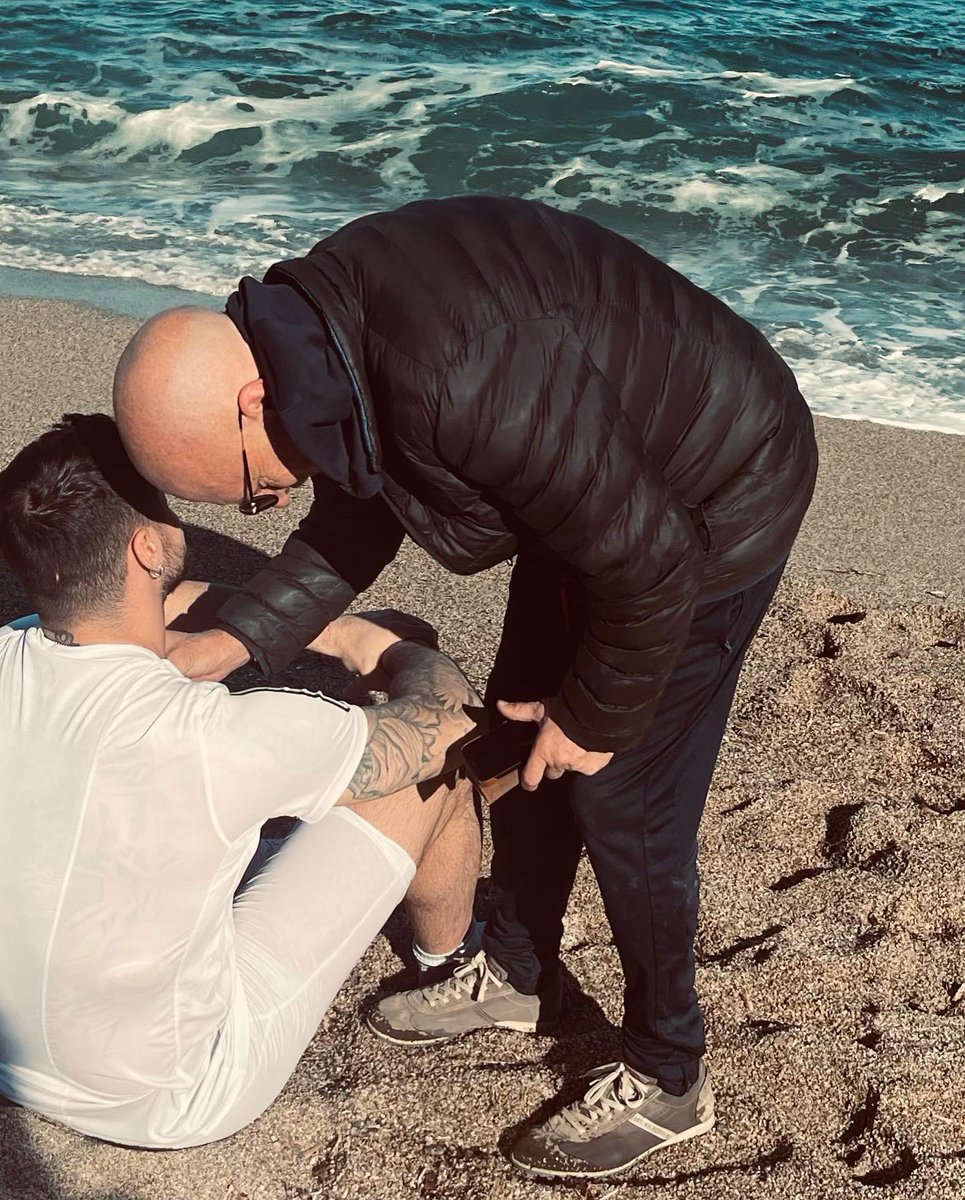 #MERCI à la « EloThim » qui m’accompagne dans ma #reconstruction. Une mention spéciale aux #soignants qui décuple mon mental de conquérant. Retrouvez mon post en intégralité: bit.ly/3s7Ehte