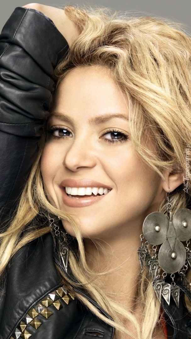 Happy Birthday Shakira.
.
.     