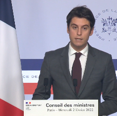 Covid : "Une concertation avec les syndicats et les parents d’élèves sera menée par le gouvernement la semaine prochaine, puis les annonces sur l’adaptation du protocole auront lieu dans le courant de la semaine prochaine" G Attal en sortie du conseil de défense sanitaire