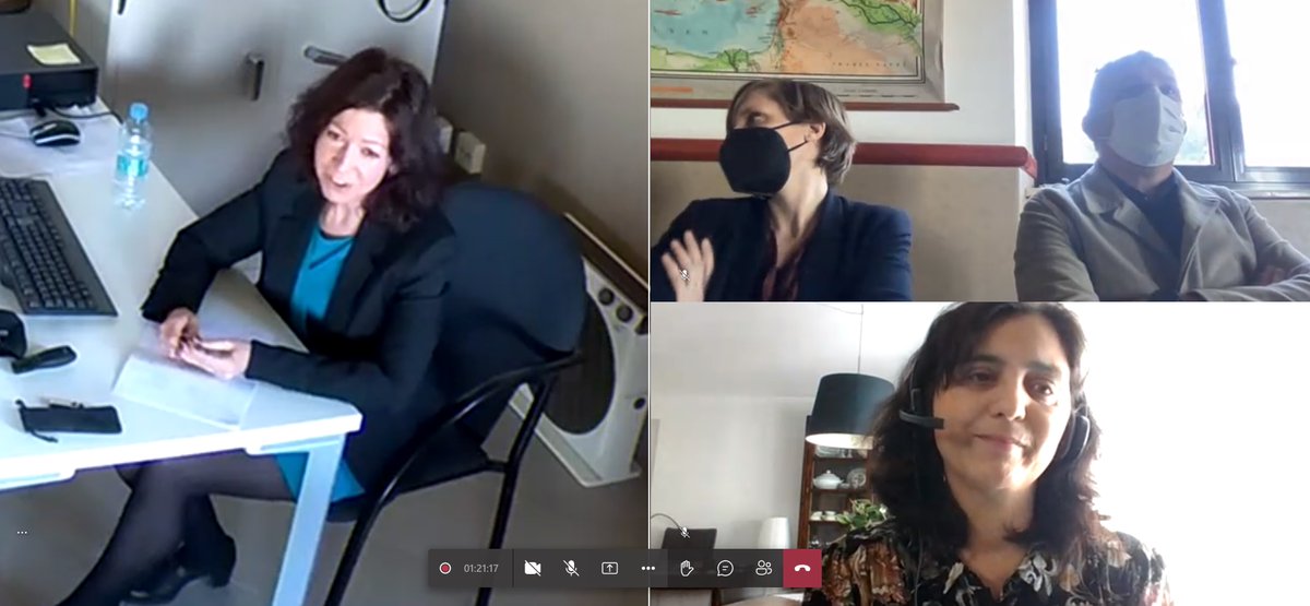 Moltes felicitats a <a href="/MyriamGSanz/">Myriam González Sanz</a> que acaba d'obtenir amb èxit el doctorat amb la seva tesi "Aprender y educar a través del arte. Un análisis de la aplicación de las Visual Thinking Strategies en el <a href="/museupicasso/">Museu Picasso Barcelona</a>, dirigida per <a href="/marieta_feliu/">Maria Feliu-Torruella</a> y Alejandro Ibáñez. Un bon treball!