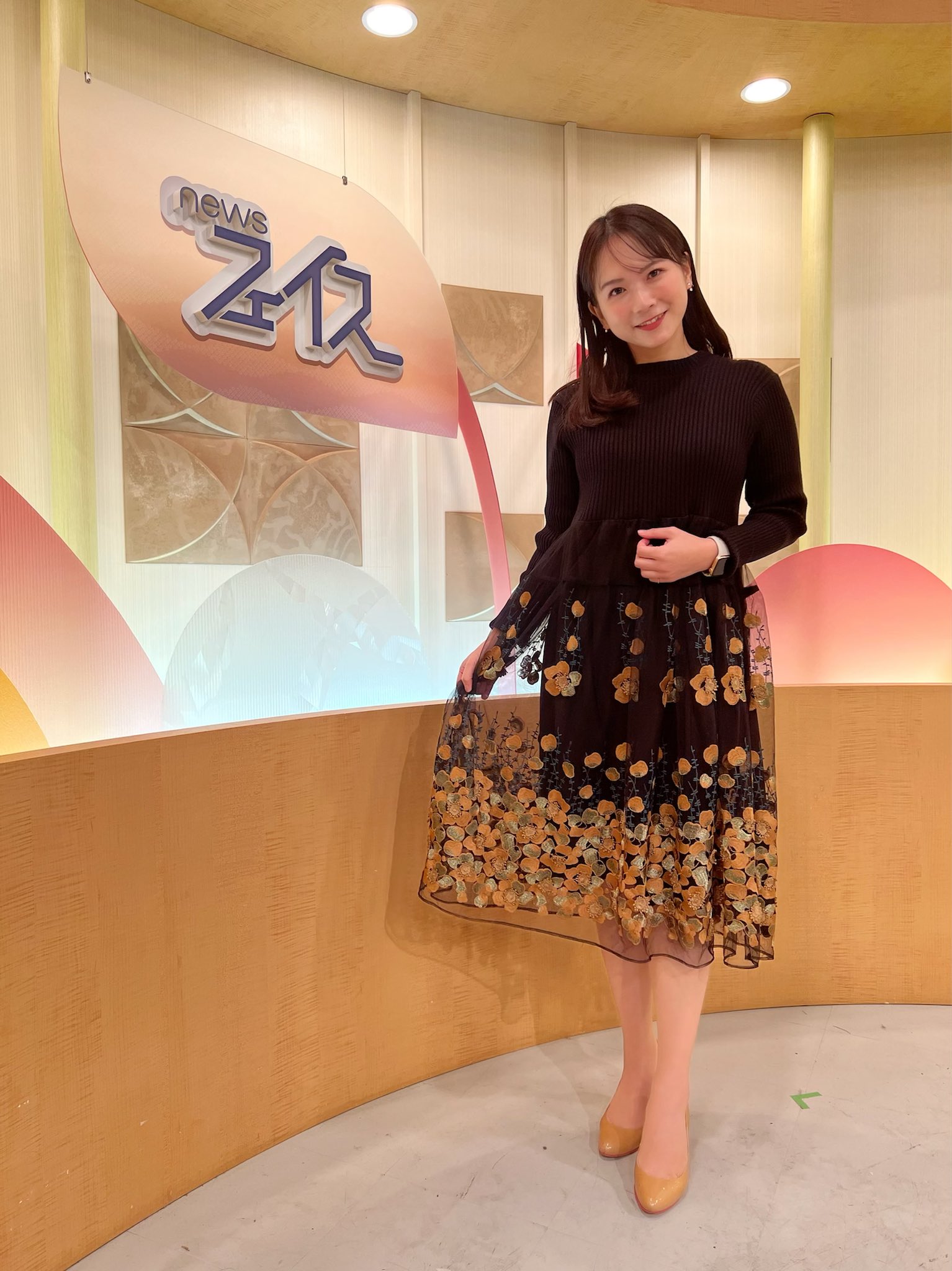 海平 和 Kbs京都アナウンサー なごみん 今日の Newsフェイス 衣装 Cawaii Official Cawaii 花びら舞うベールの異素材切り替えミディアムワンピース アナウンサー衣装 アナウンサーコーデ アナウンサー T Co Sa2u9njvyc Twitter