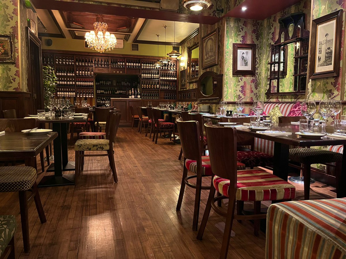 Hugo's Restaurant tweet media