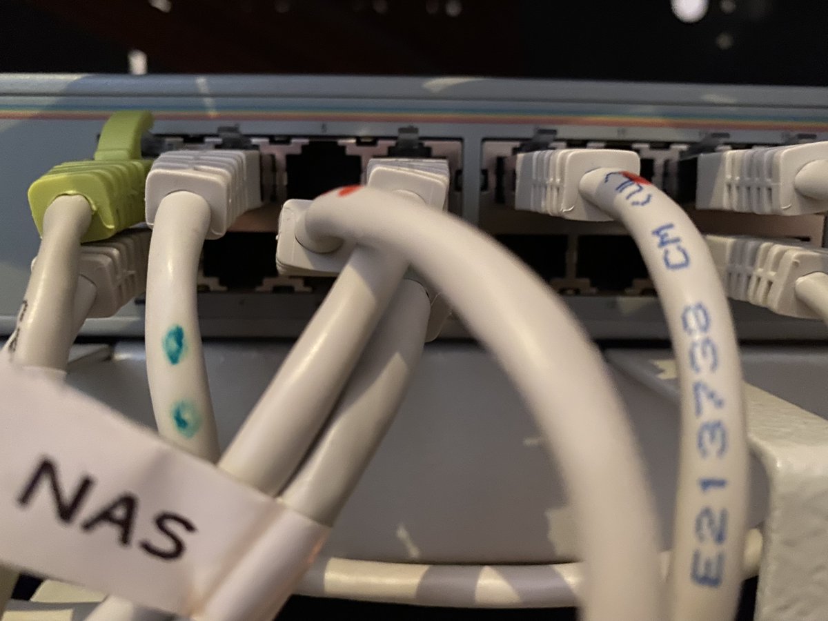 Shop Hosting tweet media