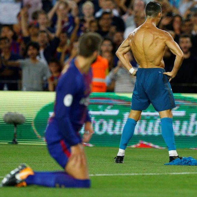 Happy Birthday Ronaldo\s dog Gerard Pique.

Calma Calma Ronaldo is here 