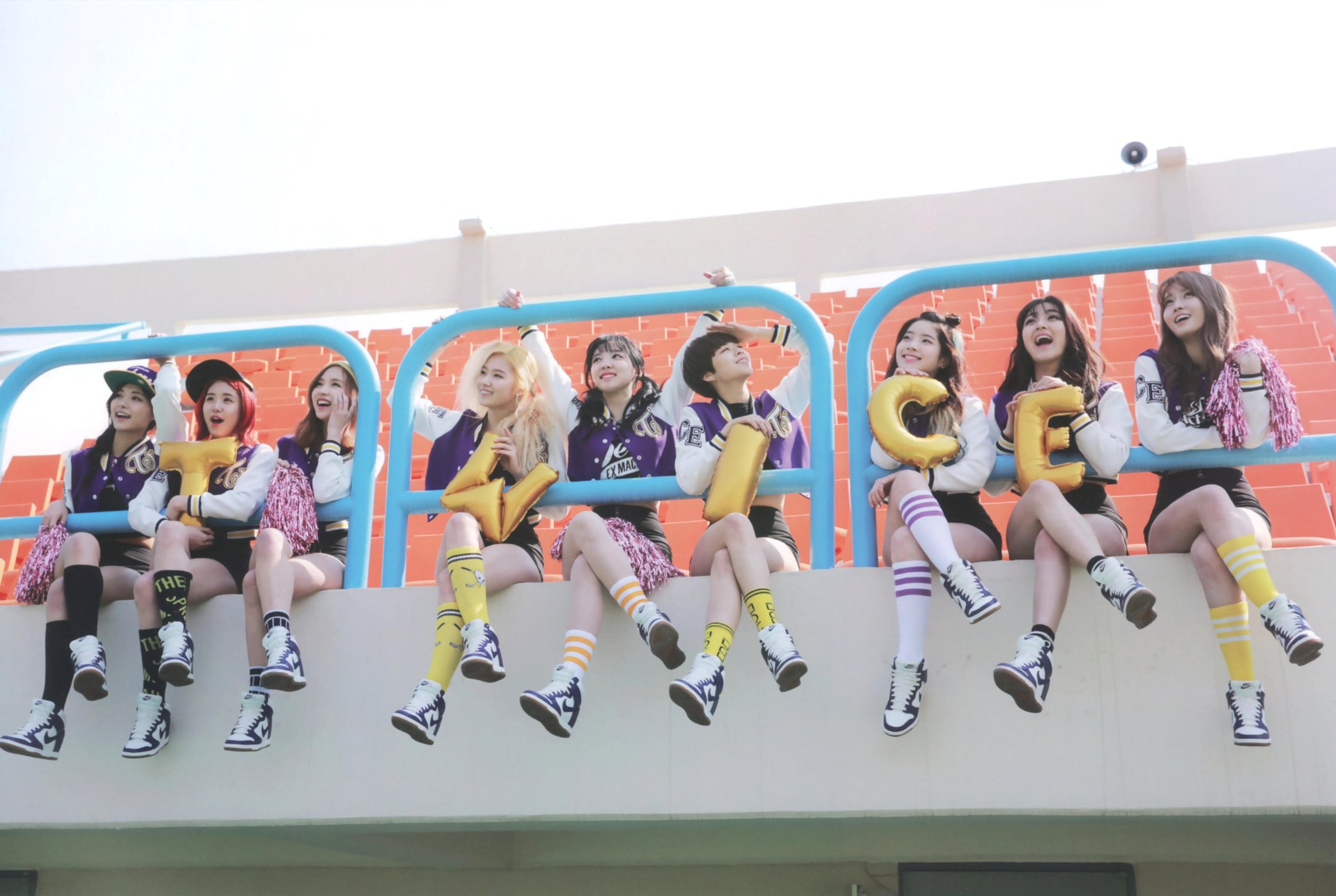 TWICE ALL フルコンプ monograph ホロ 枠 トゥワイス 韓国 即納・正規 TWICE ALL フルコンプ monograph ホロ 枠 トゥワイス 韓国 即納・正規
