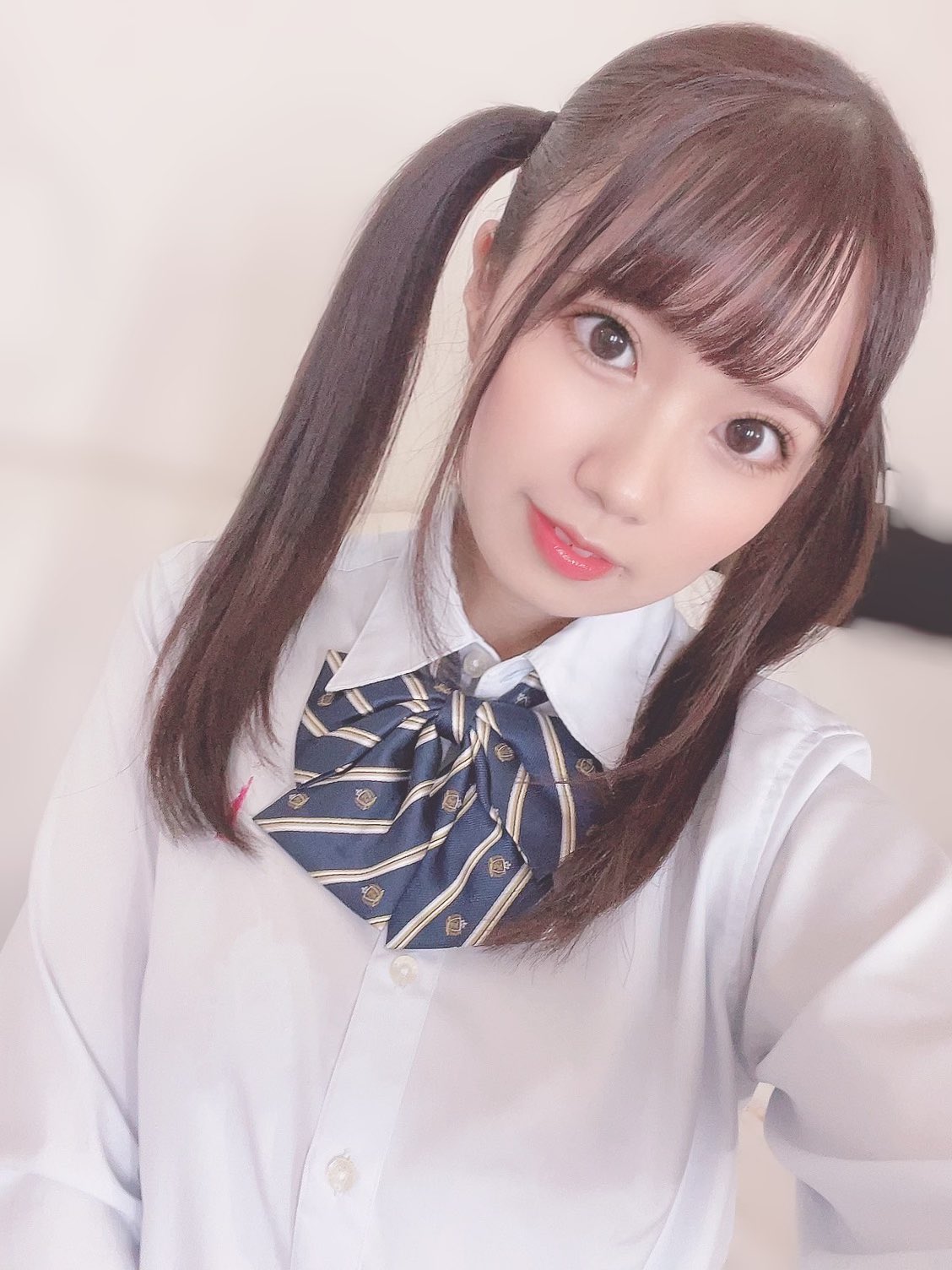 和久井 美兎🐰みとぴょん🐰 on X: 今日22はツインテールの日〜💕  2枚目はわかりにくいけど、ハーフツインしてるよ🐰去年のみとぴょん💕 t.co9IcC9Vsbsg  X