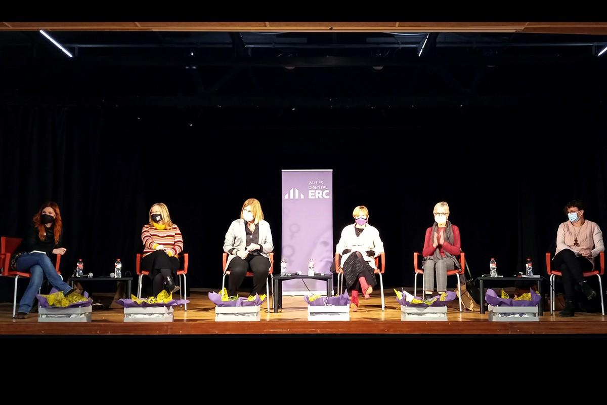 Forcadell: «Més que càrrecs, hem d'exercir el poder». Les republicanes del Vallès Oriental creuen que cal fer «lobby» per avançar en igualtat (<a href="/ForcadellCarme/">Carme Forcadell Lluís</a>) (<a href="/ajmontseny/">Ajuntament de Montseny</a>) (<a href="/ajspvilamajor/">Ajuntament Sant Pere de Vilamajor</a>) (<a href="/ERCVallesOr/">ERC Vallès Oriental</a>) naciodigital.cat/baixmontseny/n…