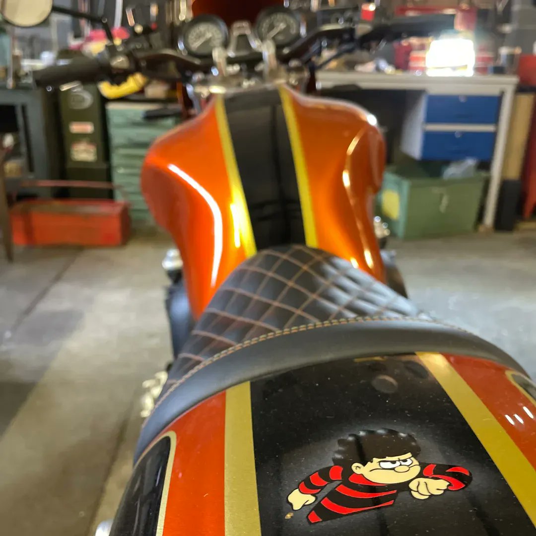 5fourmotorcycle's tweet photo. Dennis the Menace

📸 Inge Nielsen 
#5four #5fourmotorcycles #CB1100RS #5fourworkshop #guywillison https://t.co/woHtJKsNe3