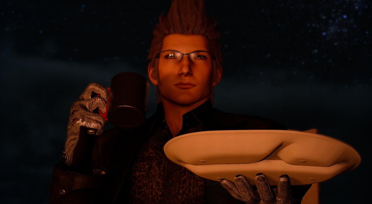 ComunidadFF's tweet photo. "Recuerda que estaremos contigo siempre y te ayudaremos a soportar tu carga. No tengas miedo a compartirla con nosotros".

¡Hoy es el cumpleaños de Ignis Scientia, compañero de armas de Noctis en #FFXV! 🥳🎉🎂 https://t.co/fD58f2XYce
