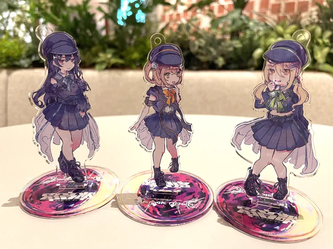 電音部 2nd LIVE -BREAK DOWN- 
公式グッズの予約受付は2月6日(日)23:59まで📢

本日は公式アクリルスタンドを紹介‼
ボールチェーン付きで持ち運びもできる商品✨

ぜひジオラマアクリルスタンド
とセットで並べてみてください🤩

ご予約はこちらから!
https://t.co/2hZ6jlKJNO

#電音部2ndLIVE 