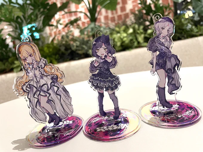電音部 2nd LIVE -BREAK DOWN- 
公式グッズの予約受付は2月6日(日)23:59まで📢

本日は公式アクリルスタンドを紹介‼
ボールチェーン付きで持ち運びもできる商品✨

ぜひジオラマアクリルスタンド
とセットで並べてみてください🤩

ご予約はこちらから!
https://t.co/2hZ6jlKJNO

#電音部2ndLIVE 
