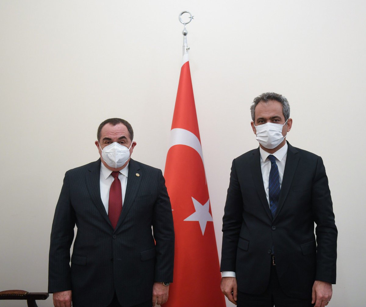 Mehmet Emin Şimşek (@eminsimsekmus) on Twitter photo Milli Eğitim Bakanımız Sayın Dr. Mahmut ÖZER’i makamında ziyaret ederek ilimizin eğitim sorunları ve yapılacak yatırımlar için istişarede bulunduk.
İlimize göstermiş oldukları yakın ilgi ve alakalarından dolayı Sayın Bakanımıza teşekkür ediyorum.
<a href="/tcmeb/">Millî Eğitim Bakanlığı</a> Milli Eğitim Bakanımız Sayın Dr. Mahmut ÖZER’i makamında ziyaret ederek ilimizin eğitim sorunları ve yapılacak yatırımlar için istişarede bulunduk.
İlimize göstermiş oldukları yakın ilgi ve alakalarından dolayı Sayın Bakanımıza teşekkür ediyorum.
<a href="/tcmeb/">Millî Eğitim Bakanlığı</a>