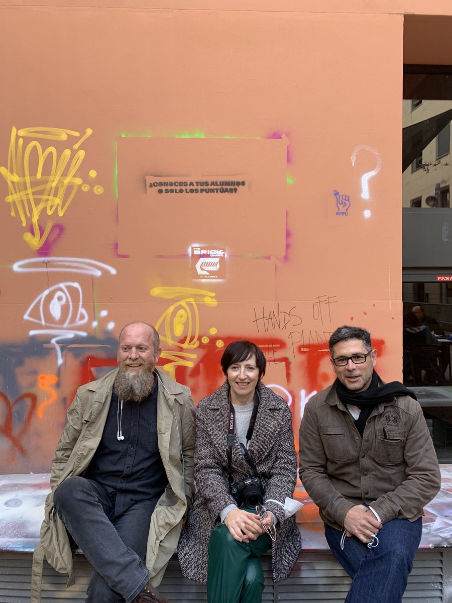 AutonomyBlearn's tweet photo. Teachers: Do you know your students, or do you only grade them? Questions at @ElisavaBCN during our @AutonomyBlearn Consortium Meeting. @kenandklts #blendedlearning #education #blearnautonomy https://t.co/XEJlJSCYrT