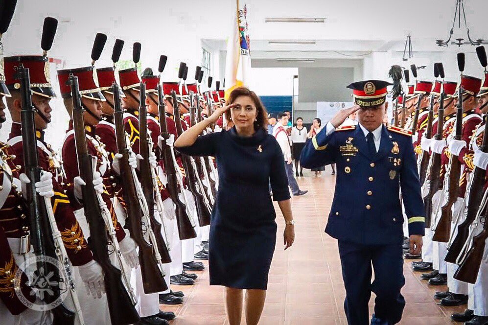 dclnviv_'s tweet photo. Ladies and gentlemen, you're looking at the 17th President of the Republic of the Philippines.

Madam President Maria Leonor G. Robredo 💅✨
#LeniWalangAatrasan https://t.co/b015Z5Crgp